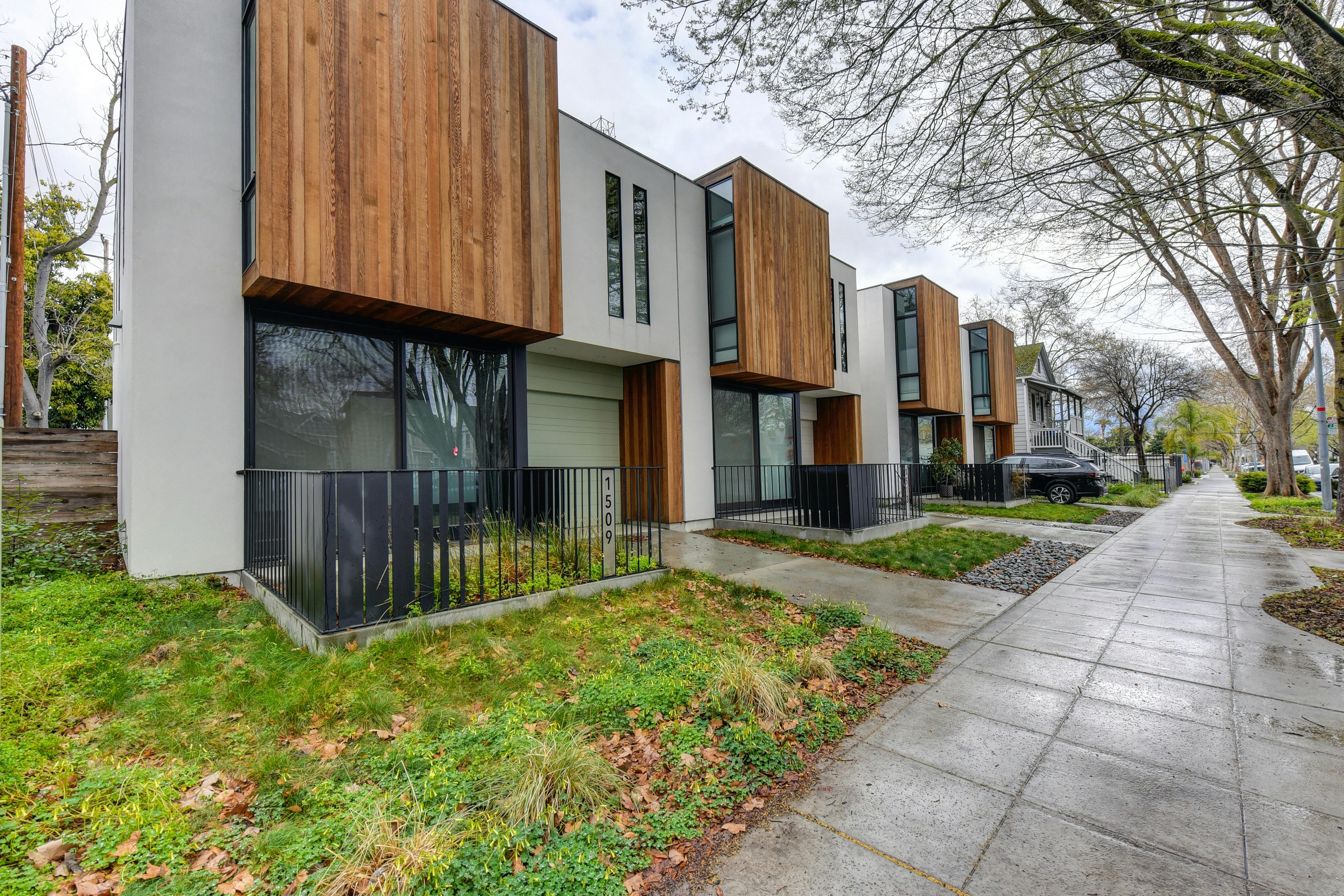 Attached or Cluster Homes